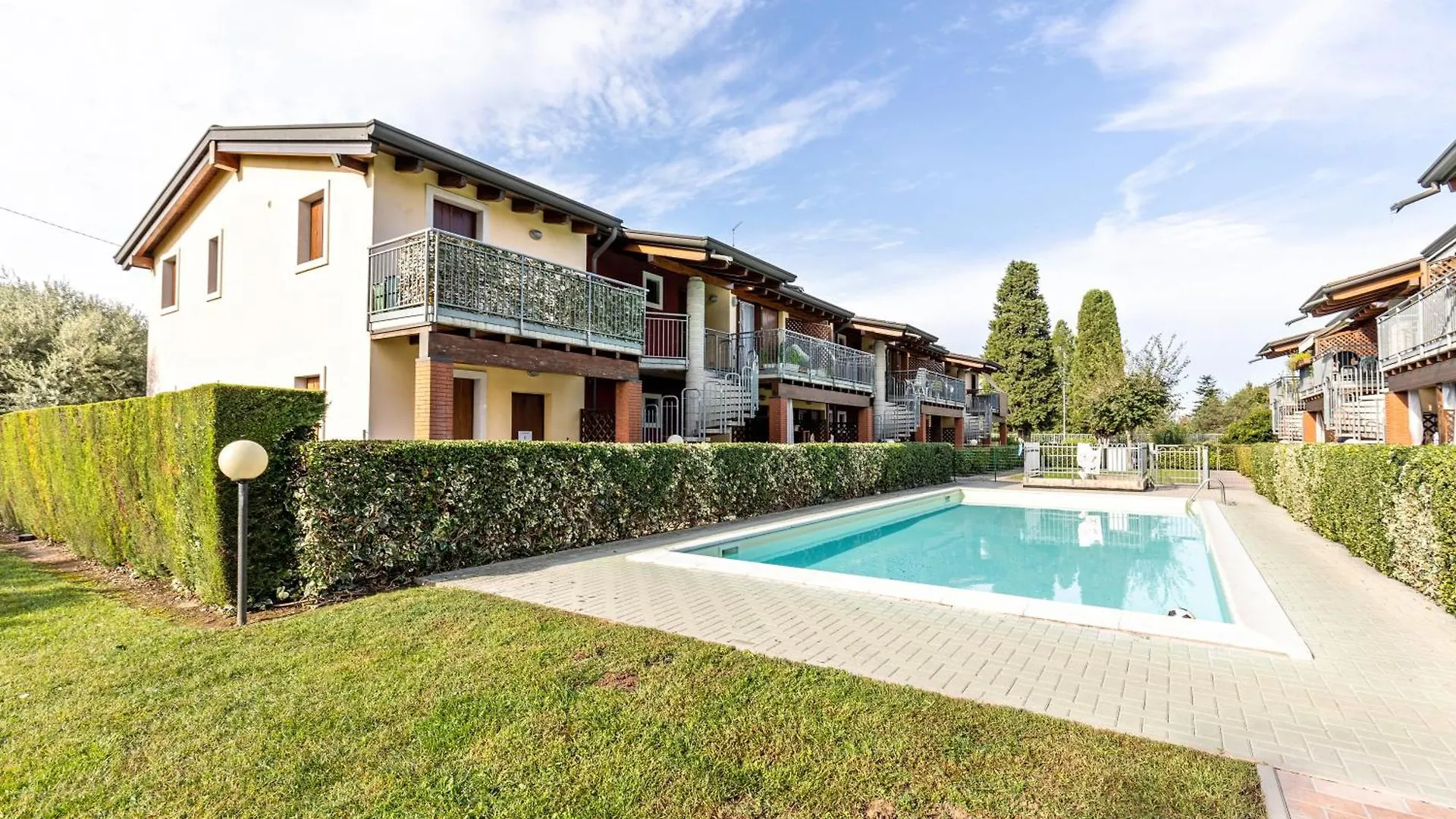 קסטלנואובו דל גארדה Residence La Corte Near Gardaland